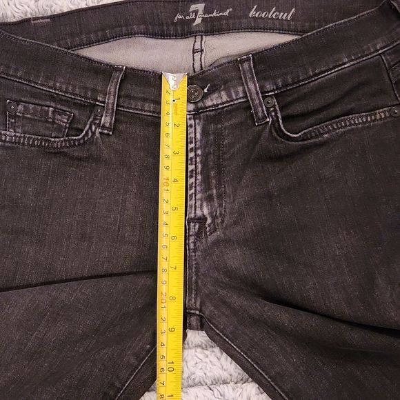 Faded blackish-gray 7 for all Mankind bootcut jeans size 29. - Picture 10 of 13